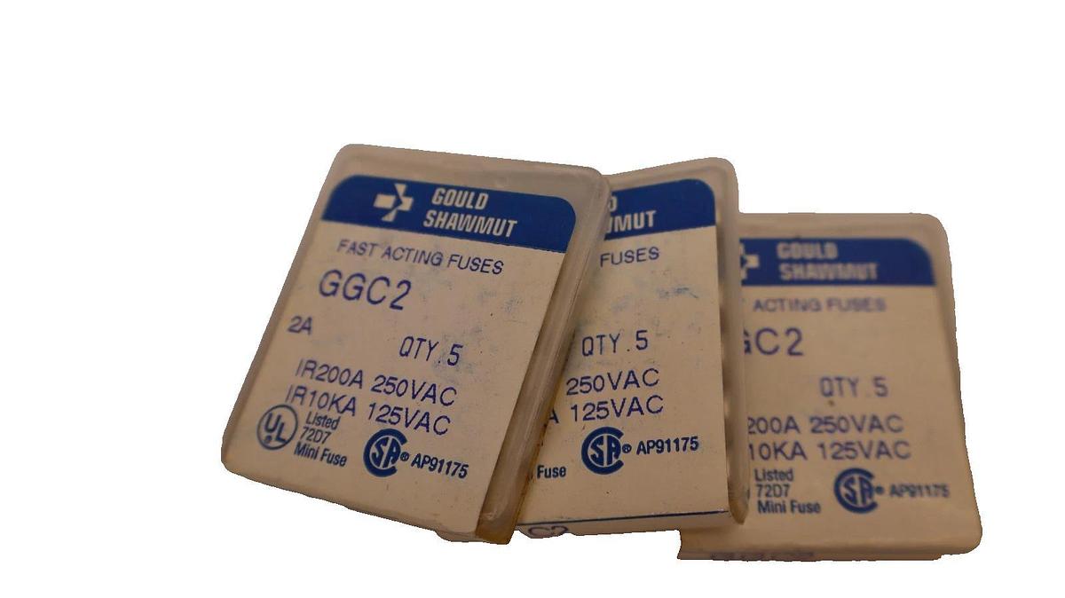 Gould Shawmut GGC2 GGC-2 GGC 2 2A 2 Amp Fast-Acting Fuse (New - Lot of 44)