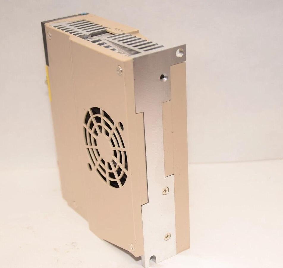 Used HCFA SV-X3EB075A-A2 , SVX3B075AA2 200-240v , 750w Servo Drive