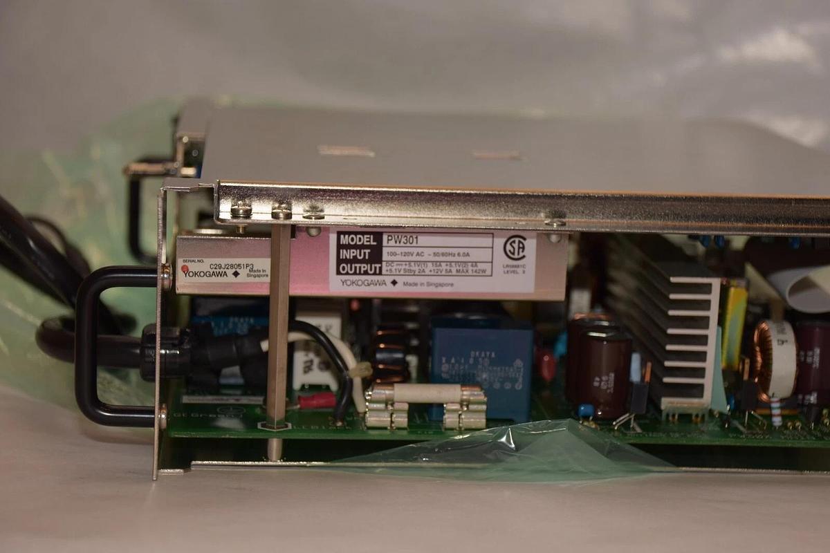 (NEW) YOKOGAWA PW301 100-120Vac 50/60Hz 6.0A Power Supply