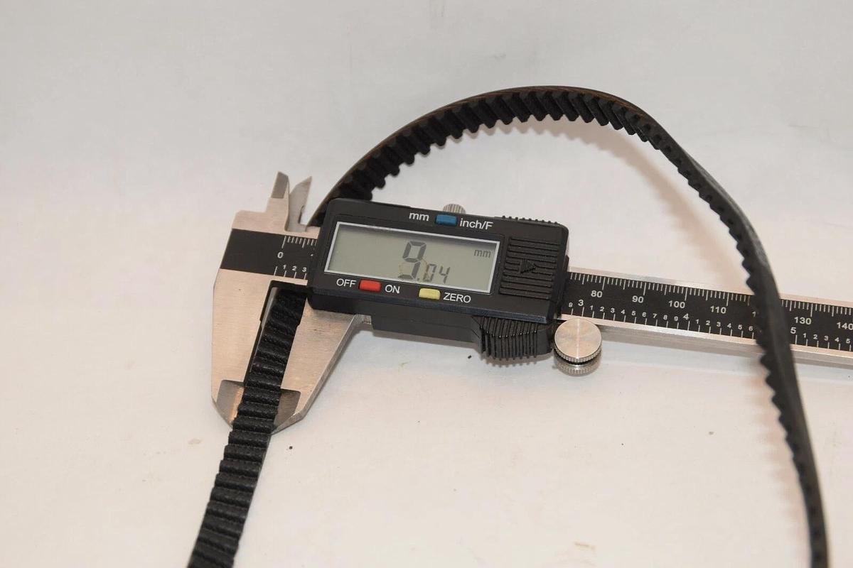 (NEW - Lot of 2) GATES 6005M09 Power Grip HTD Timing Belt