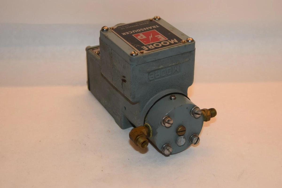 Used MOORE 77-16 16MA Span Pressure Transducer