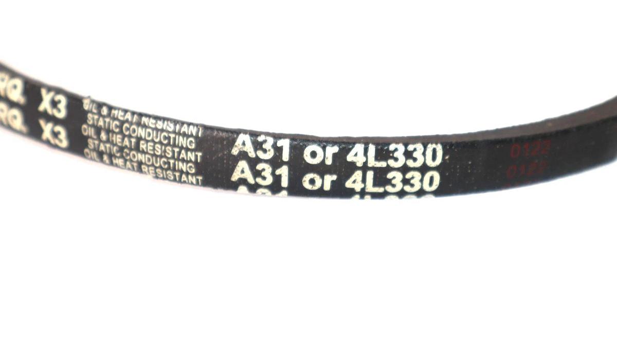 (NEW - Lot of 2) BESTORQ A31 , A-31 , 4L330 V-Belt Belt