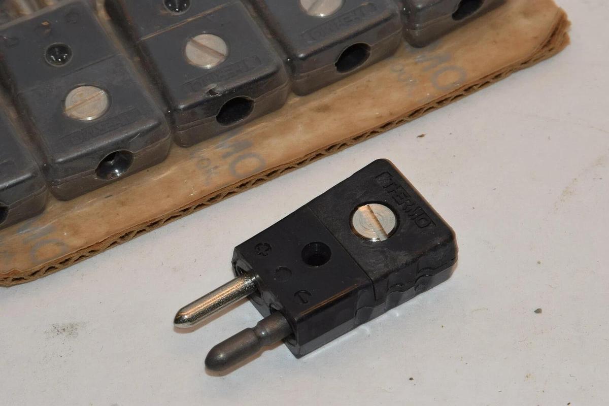 NEW (LOT OF 10) THEMO-KINETICS MALE THERMOCOUPLER