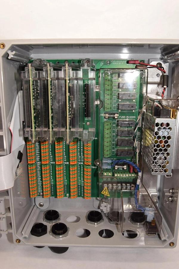 Used Walchem Cooling Tower Controller  WCT900PAADNNNPAFHNN-C 100-240Vac 13A USA