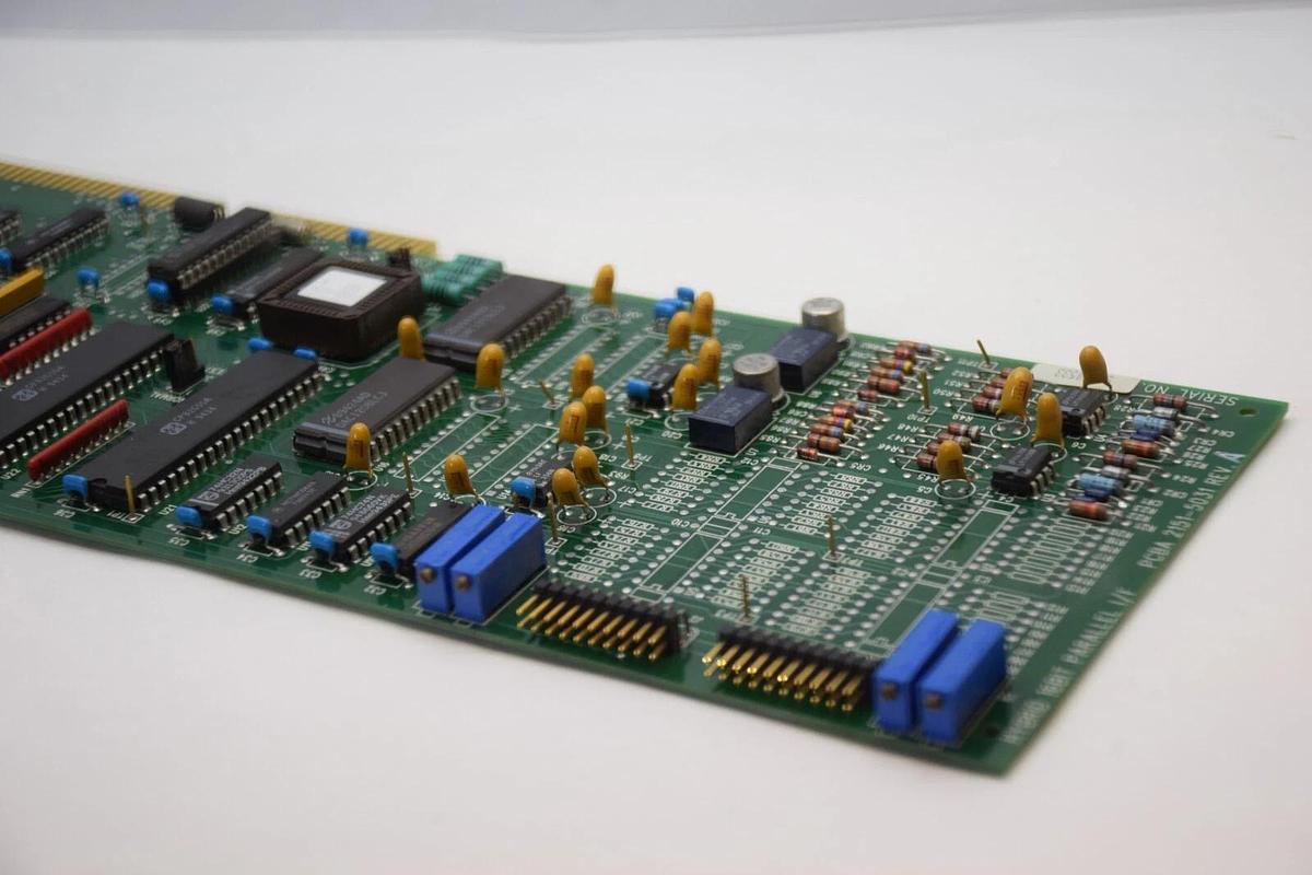 Used ADAC LABS 2151-5031 21515031 Rev A Hybrid 16Bit Parallel I/F Circuit Board Card