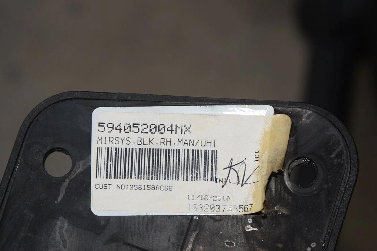 Used INTERNATIONAL 3561588C98 594052004MX BLK RH Manual Mirror Assembly Cab/Door