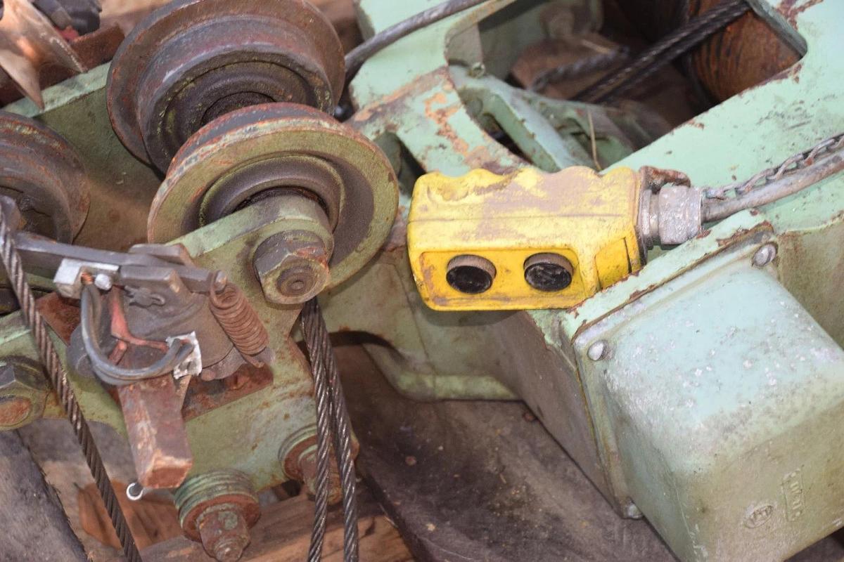 Used P&H HEVI LIFT TROLLEY ELECTRIC HOIST 3000 LB  1 1/2 ton 220v 440v 460v HRA-2