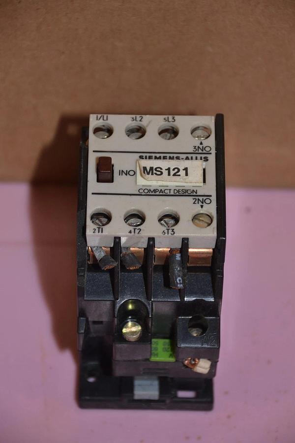 Used SIEMENS ALLIS CONTACTOR C21AC*3 C21AC 3 C21AC3 110-120 V 50-60 HZ