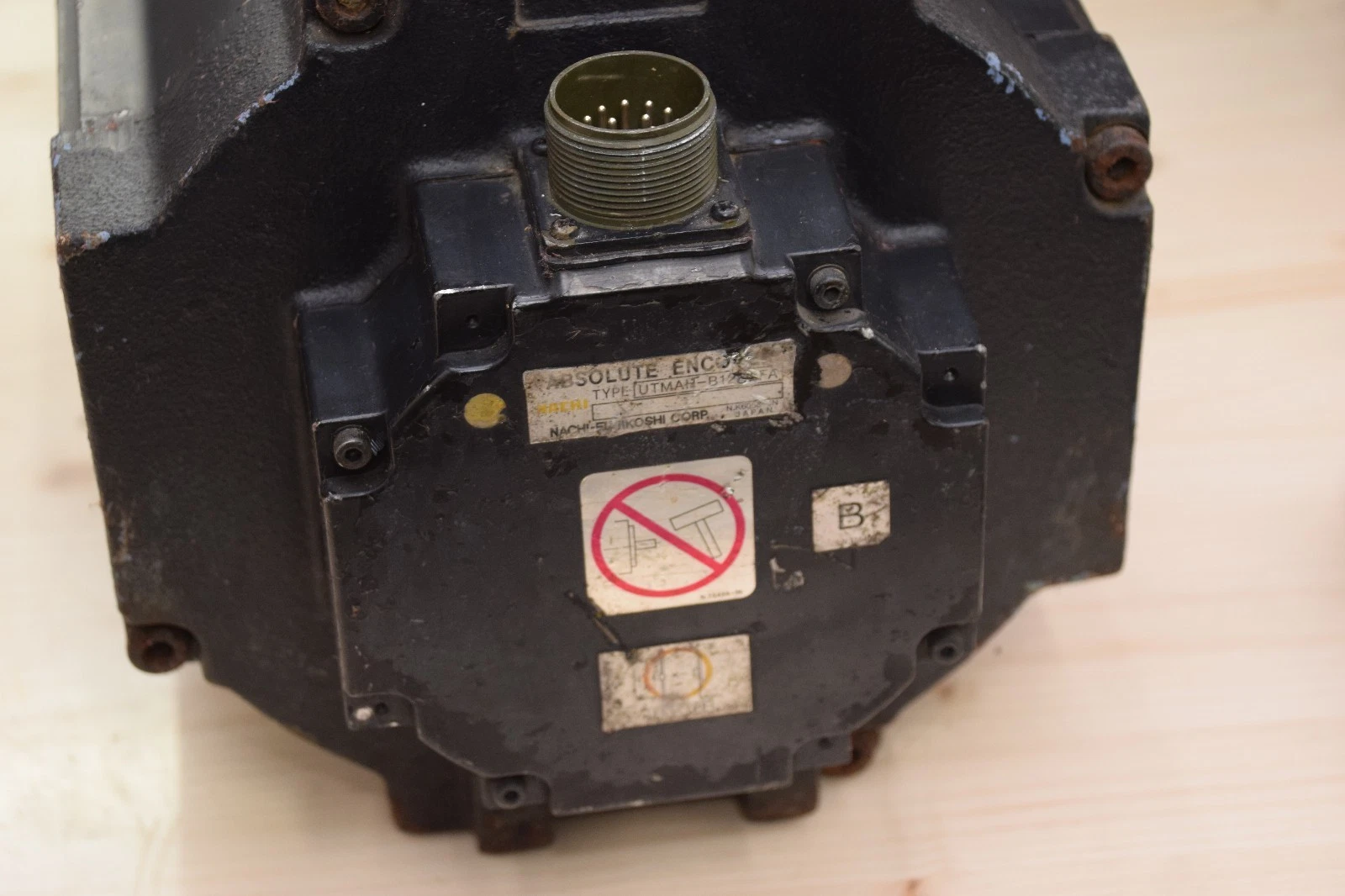 Used NACHI SERVO Motor USADED-37-FC43X USADED-37-FC43 X 3.7KW 2000 RPM 18.6A