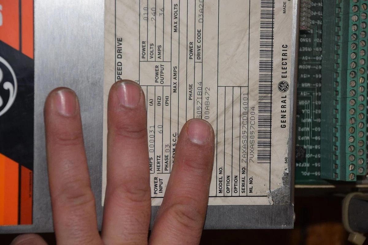 Used GE GENERAL ELECTRIC DC-300 Adjustable speed drive 10HP 10 HP 7VXAS057CD04