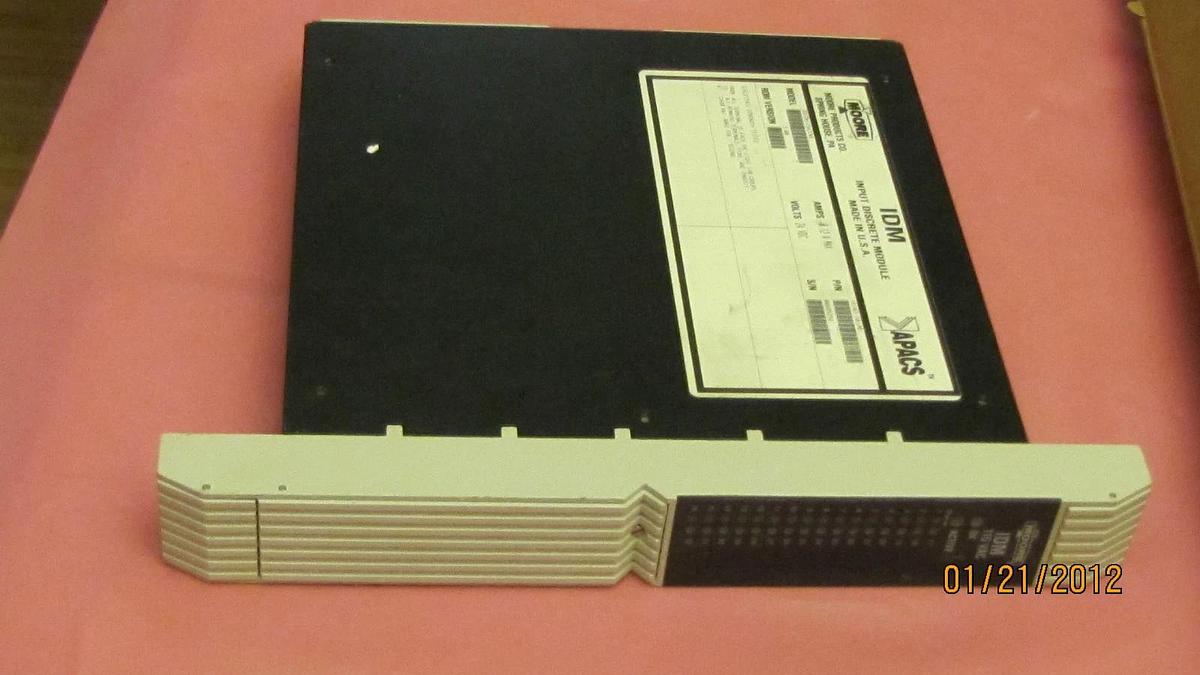 Used MOORE INPUT DISCRETE MODULE 39IDM115ACCAN IDM 115 VAC