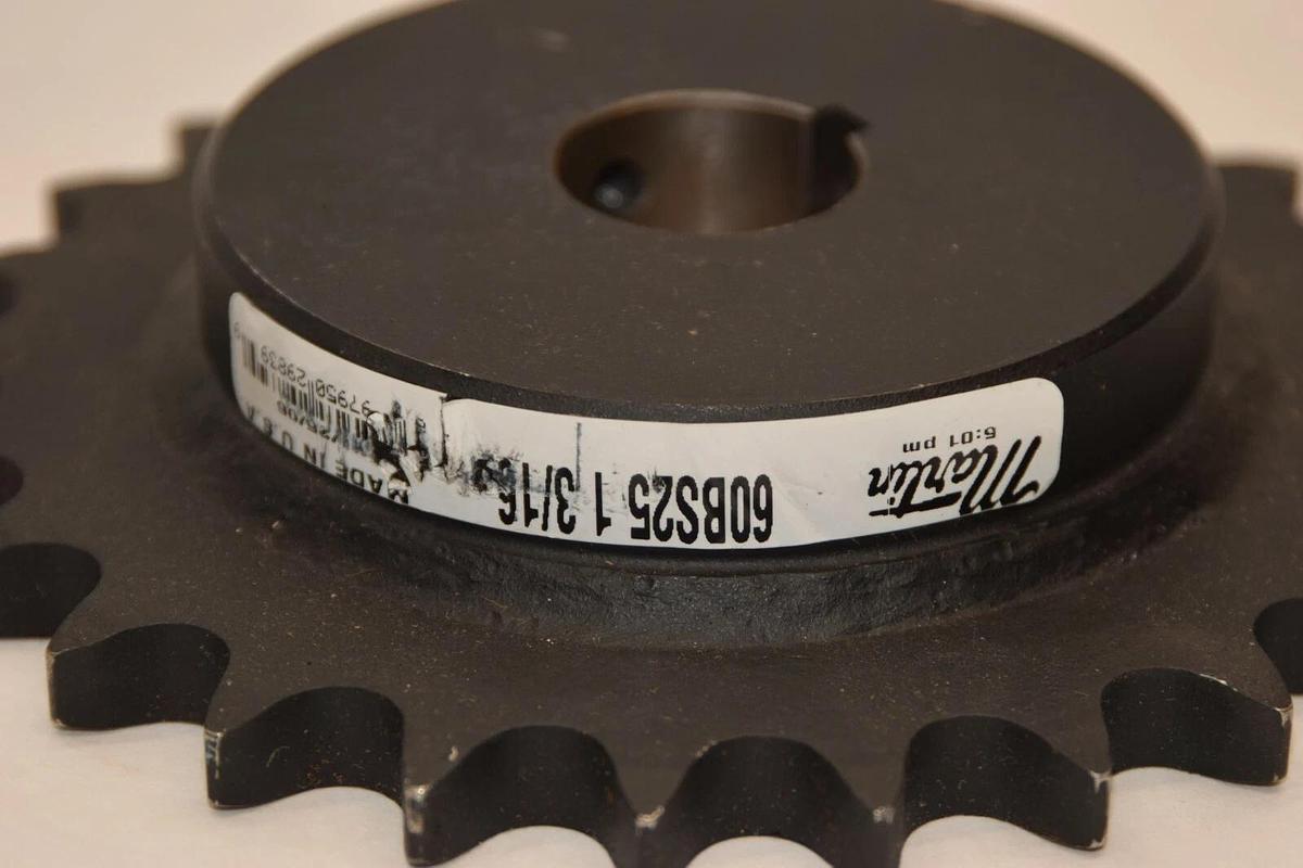 (NEW) MARTIN 60BS25 1-3/16 1-3/16" Bored Key 25 Tooth Sprocket