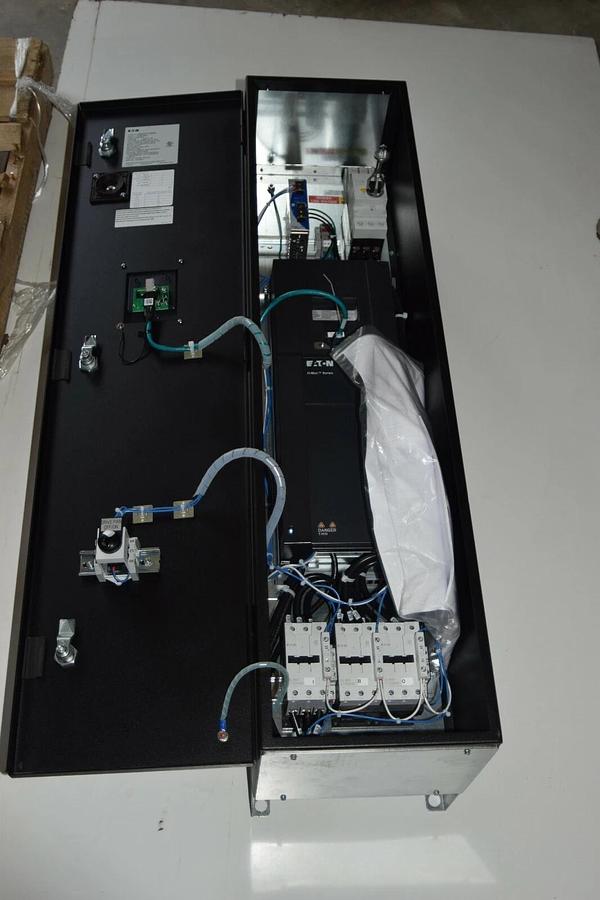 (New) EATON HMX04731NAP6 AC Drive H-Max VFD 208V 15HP 46.2A 15 HP HMX32AG04821-N