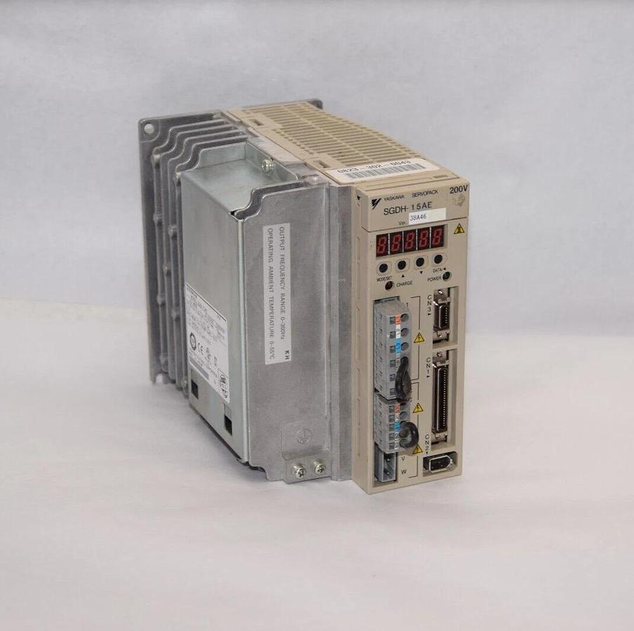 Used Yaskawa ServoPak Drive SGDH-15AE SGDH15AE 200-230v KCC-REM-YEC-SGDH15AE1-09
