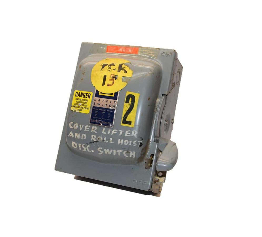Used Square D 30 Amp single throw Safety Switch 600 V HU-361 series A2 30A 30 A