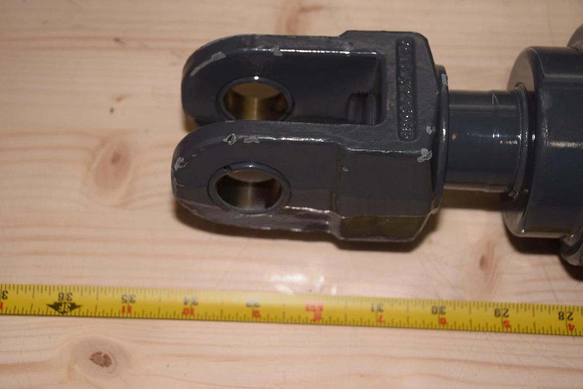 Wirtgen Group Hydraulic Cylinder 198391 G-2163851 23" stroke  34" long 1-1/2" R