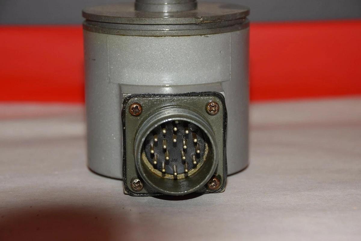 Used NO NAME 250239 82 ENCODER