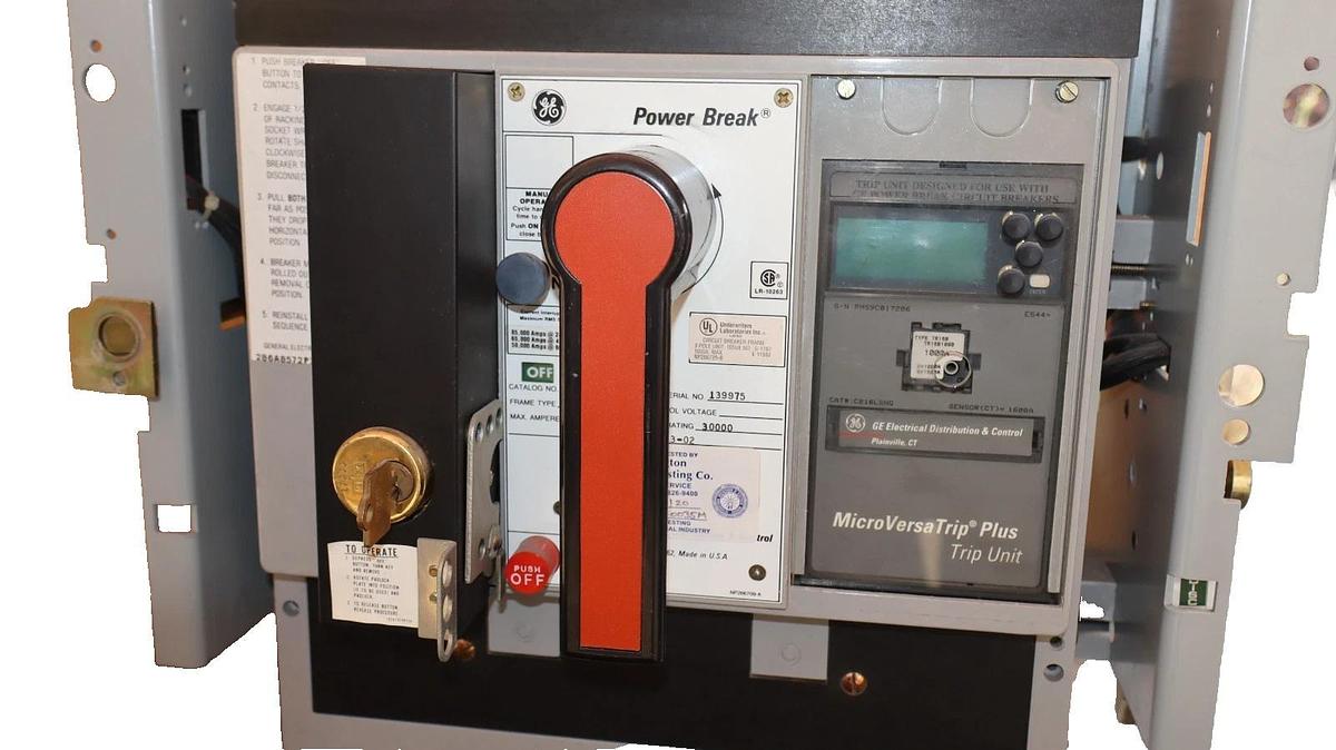 Refurbished GE General Electric Breaker Power Break 1600A Amp TC1616TTHR TR16B1000 1000a