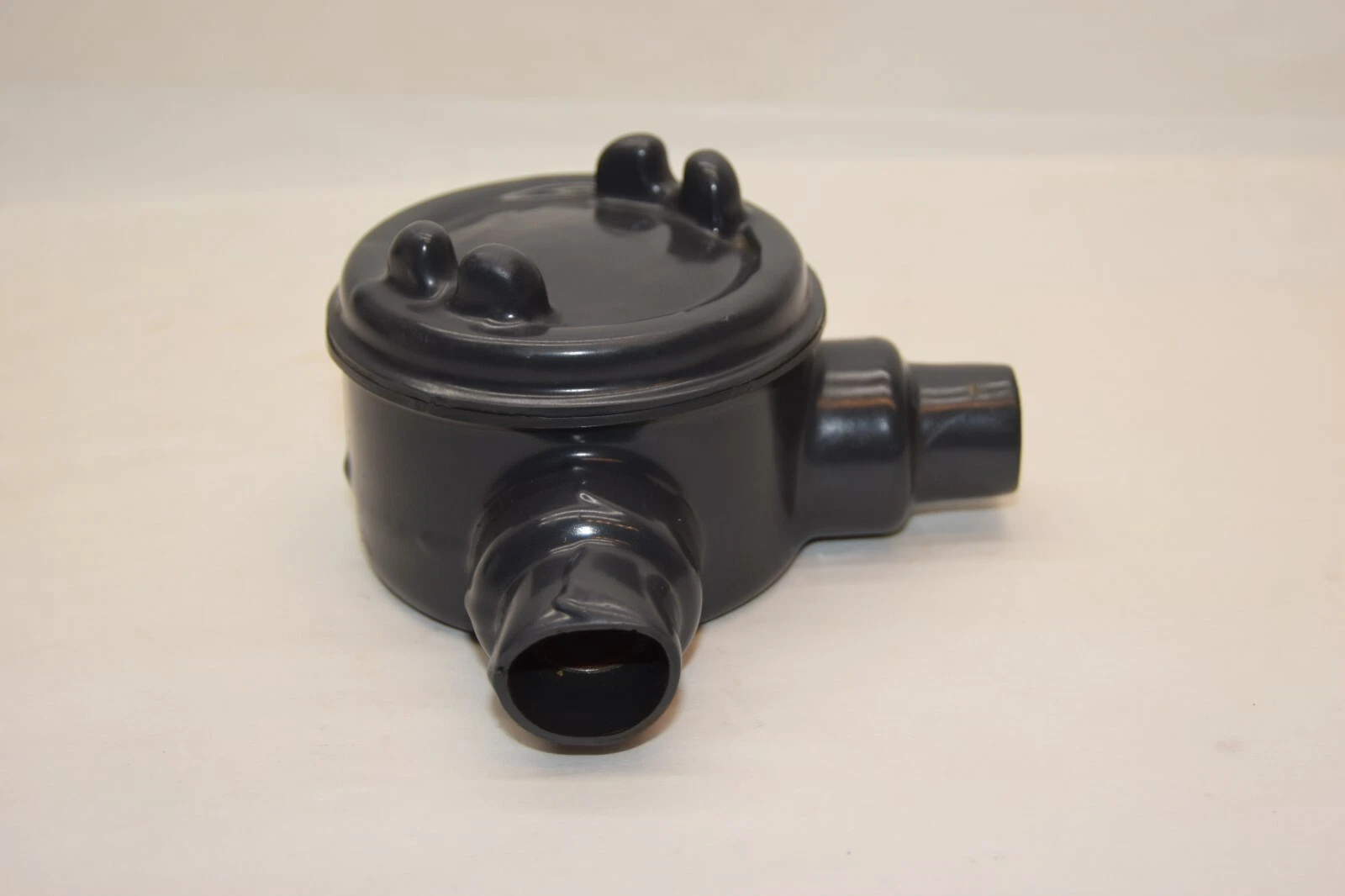 (NEW) CUTLER HAMMER 4 NN 4NN 3/4" Coated Conduit Outlet Box 2 Way