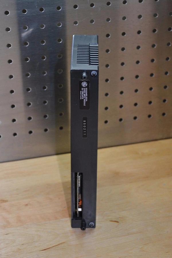 Used GENERAL ELECTRIC 24VDC INPUT MODULE  IC630MDL302A
