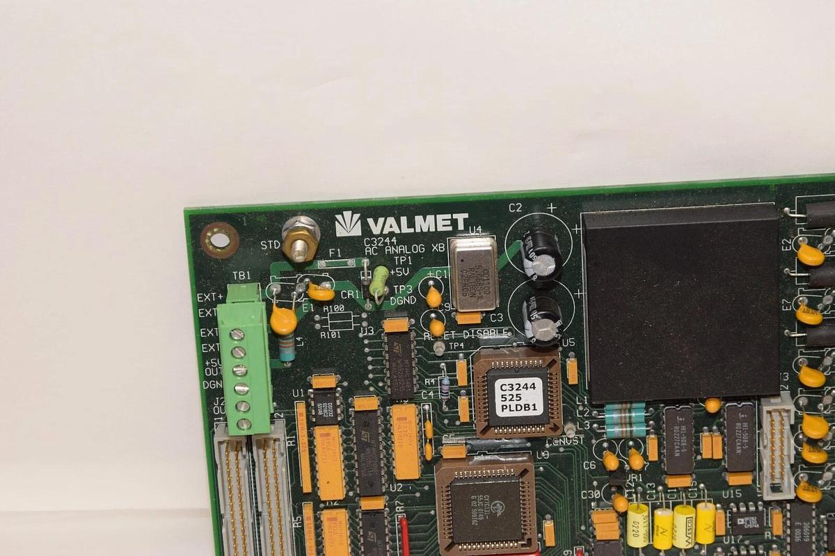 Used VALMET C3244 C3244-000-300C3 AC Analog XB Board