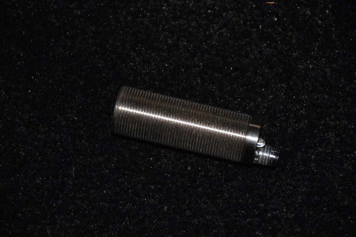 ALLEN BRADLEY 875C-M5CP18-P3 PROXIMITY SWITCH 10-48VDC