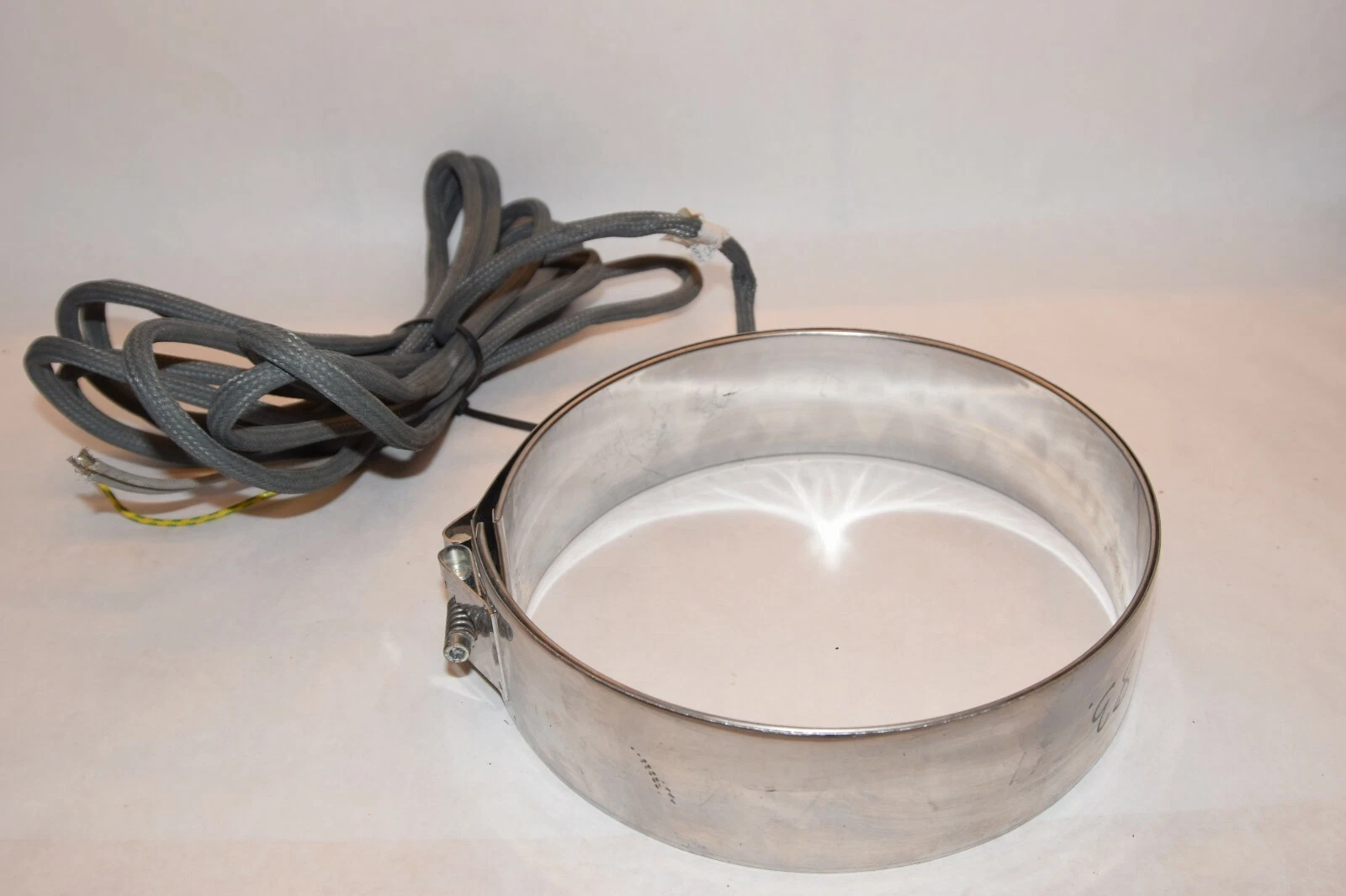 (NEW) ELEG 230V 1800W 52.071A15 0241. 3x65 10" Heating Band Element