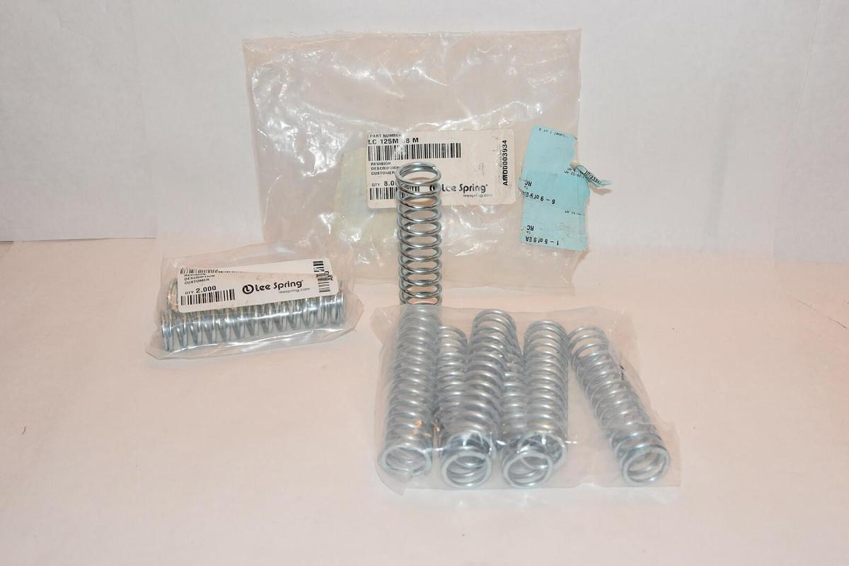 (NEW - LOT OF 8) LEE SPRING LC125M08M LC-125M-08M Compression Spring