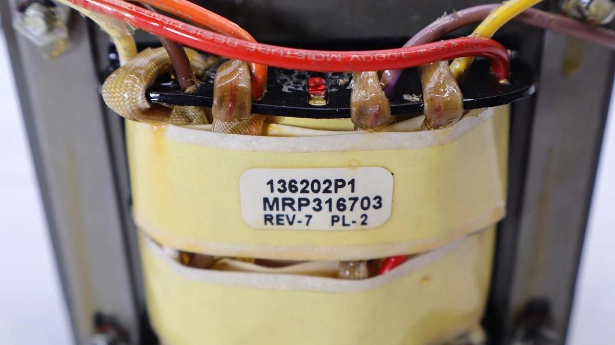 Used EMERMEX / LIEBERT 139302-01 , 136202P1 , EM-6 24V Coil Transformer