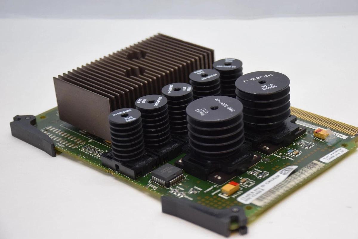 Used SUN MICROSYSTEMS 270-2702-04 Rev 01 2942-02 .5MB , STP5110AUPA-167 Circuit Boad