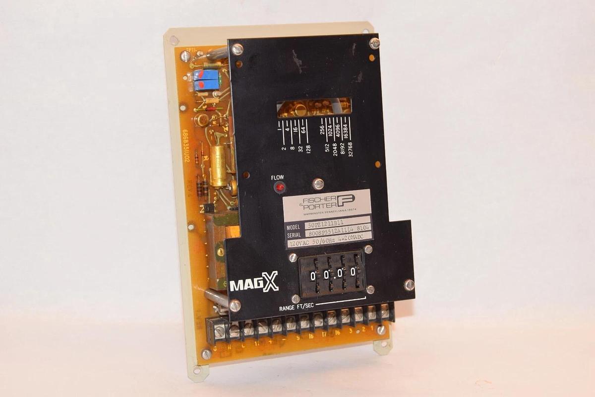 Used FISCHER & PORTER 50PZ1211B11 120Vac 50/60Hz 4-20MaDC MagX Flow Converter