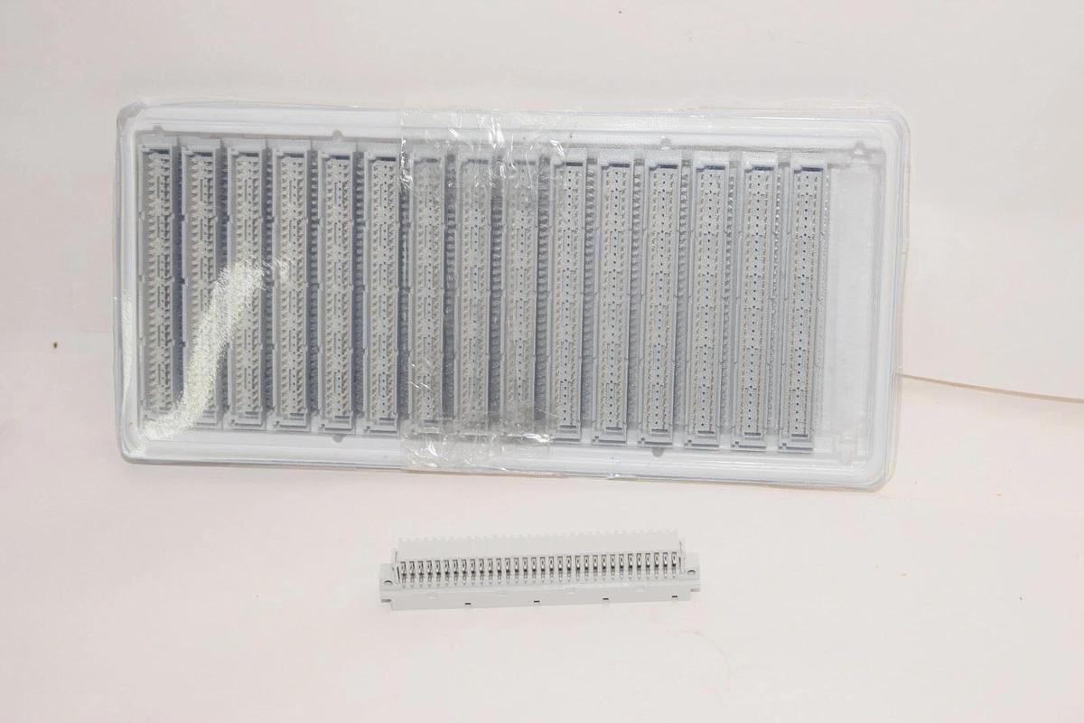 (NEW -Pk 16) AMPHENOL FCI 8609 4647194 755E1LF FC186094647194755E1LF Connector