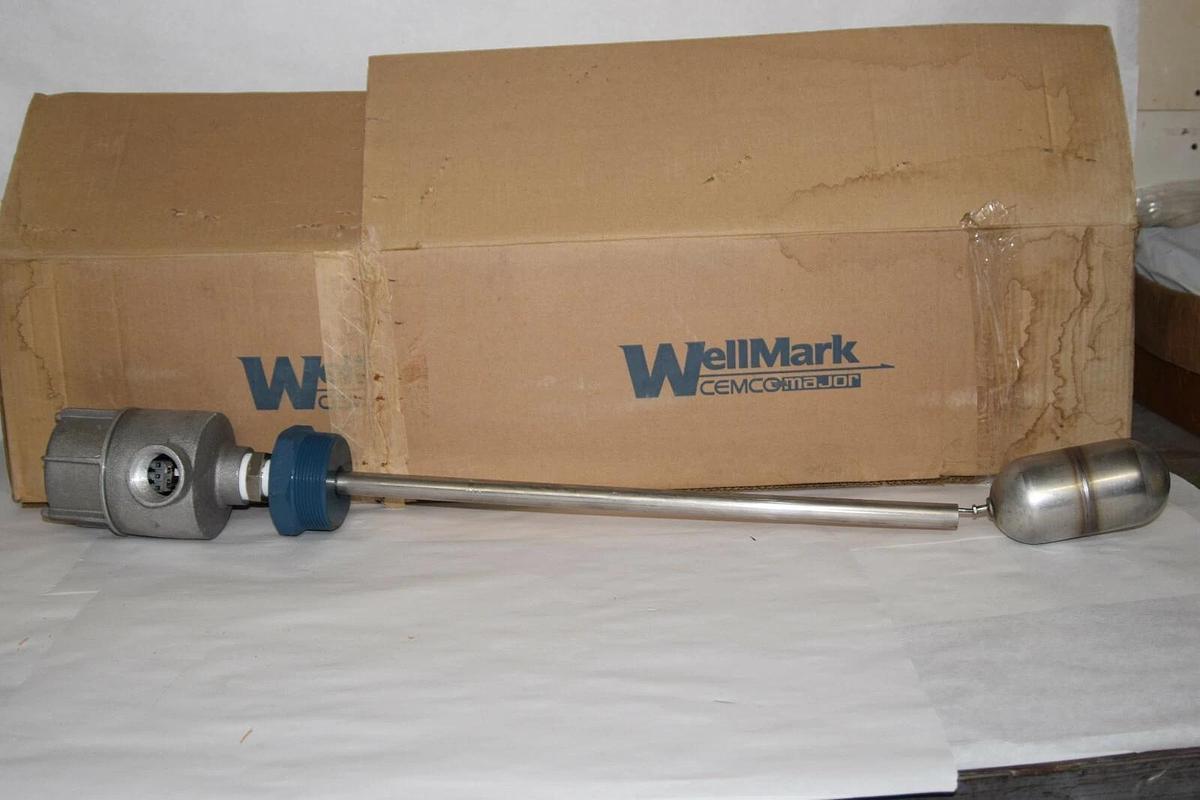 (NEW) WELLMARK 730 1-SFBC-2A26 62308 Level Control Top Mount
