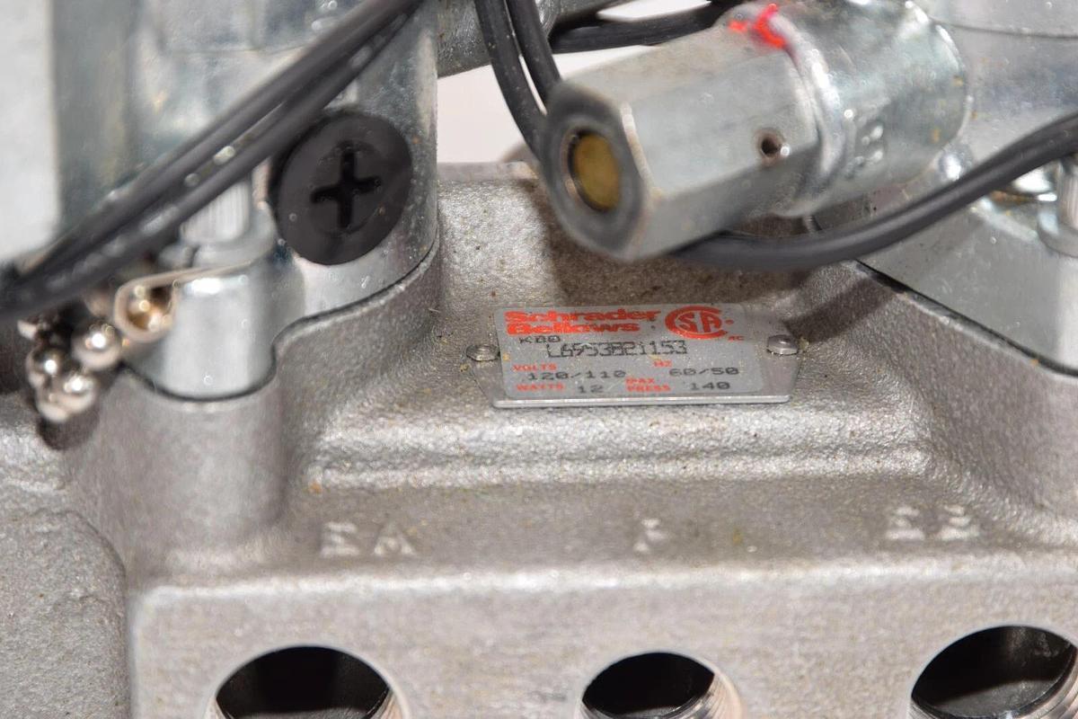 (NEW) SCHRADER BELLOWS Valve L6953821153 110-120v 12w max press 140