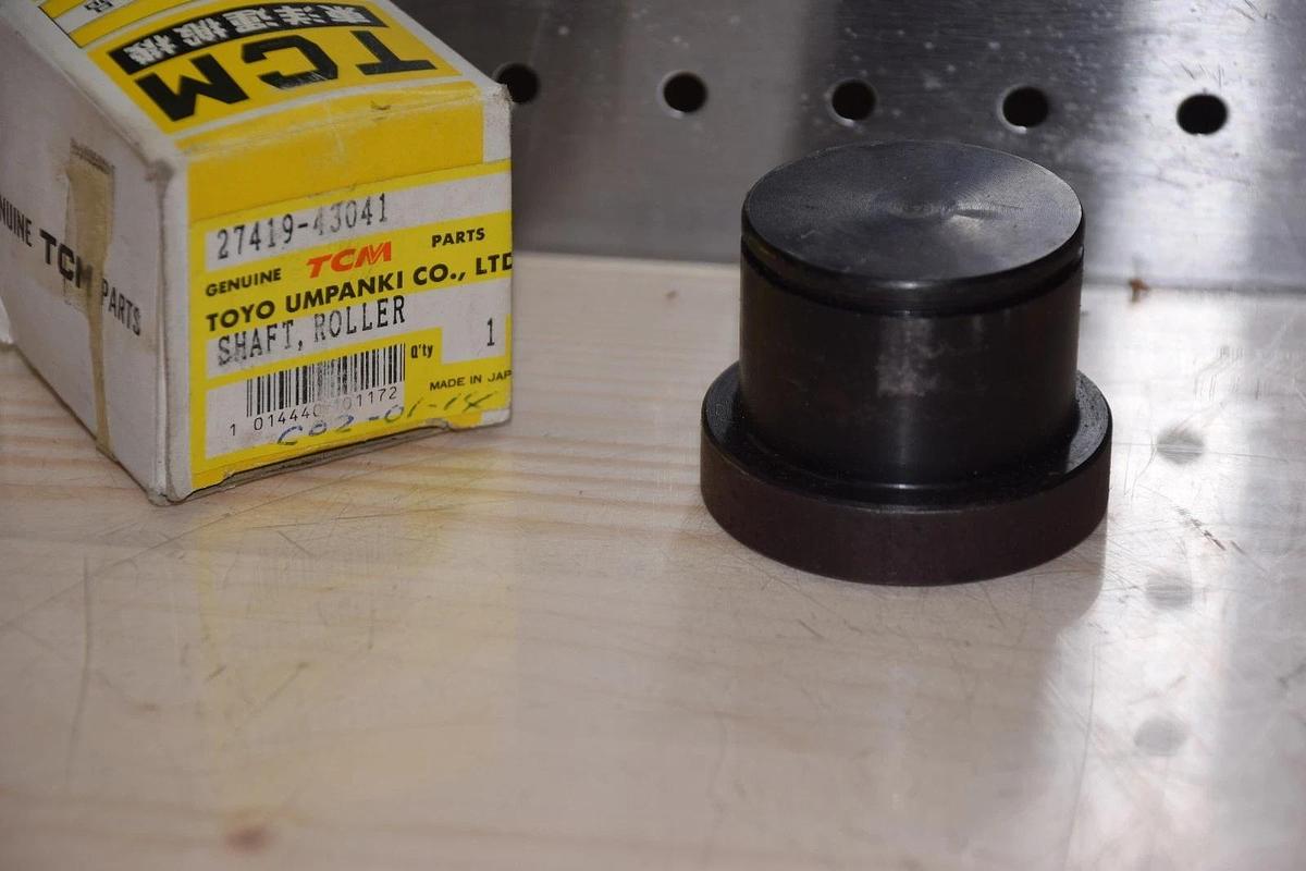 TCM PARTS 27419-43041 2741943041 SHAFT ROLLER NEW