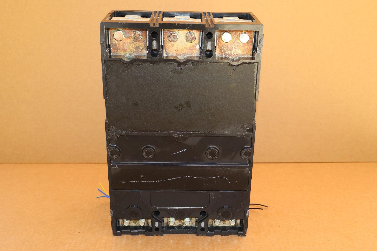 Square D Ciruit Breaker 1000A MHL3610001386 1000 Amp, SHUNT AUX MH 1000 A REFURB