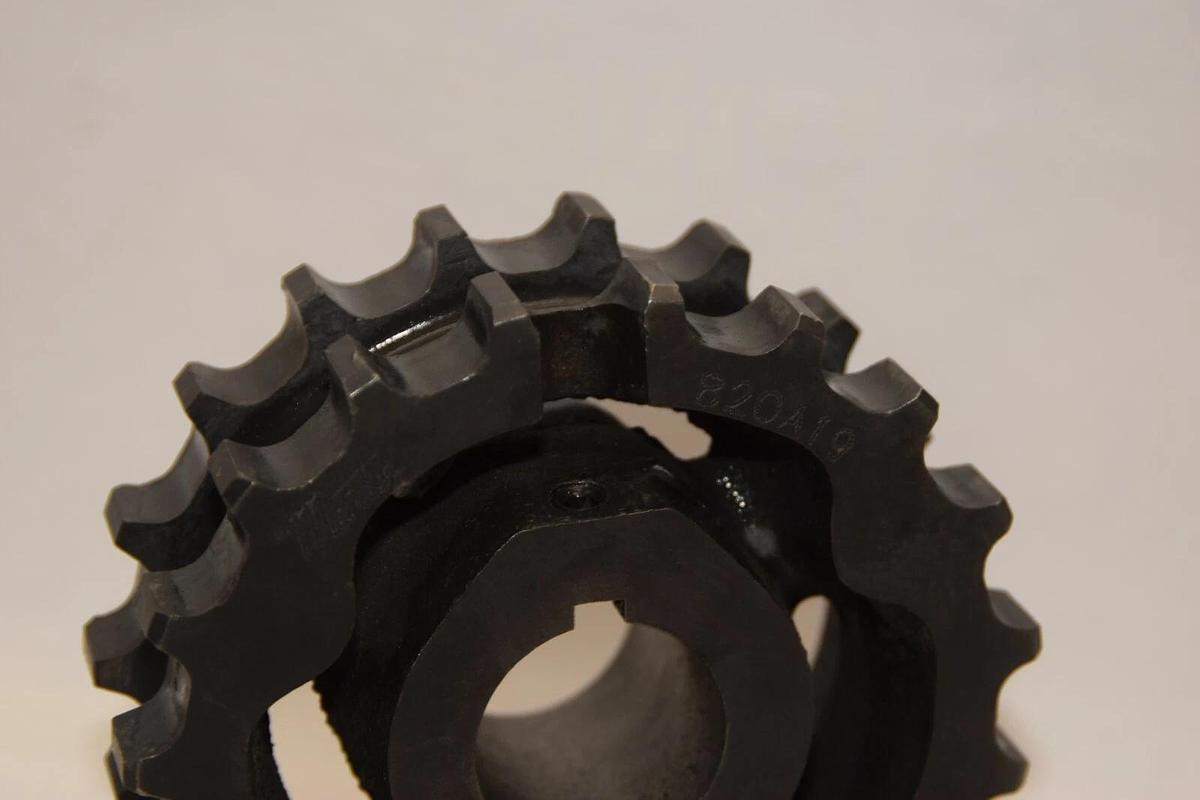 (NEW) MARTIN 820A19 820A19-1-1/4 820A19x1-1/4 19 Teeth 1-1/4" Bore Sprocket