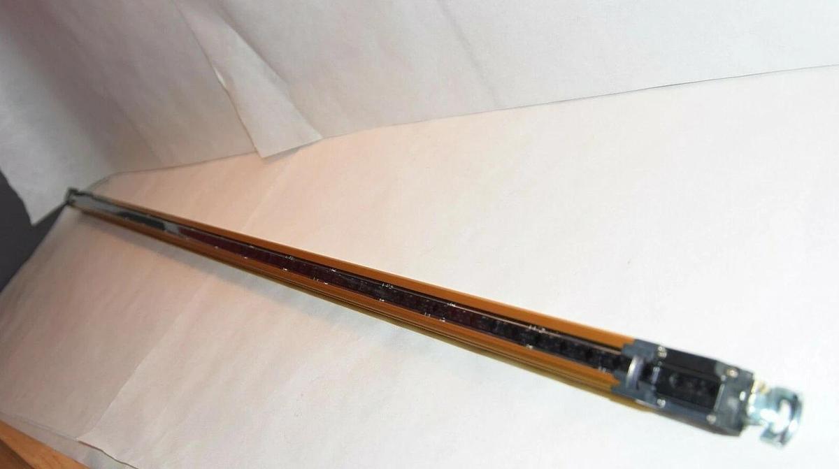 Used SUNX SF4B-H64-01 D V2 Emitter Safety light curtain Matsushita Electric PANSONIC