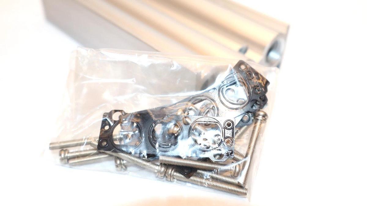 (NEW) SMC SS5Y5-20-06-00T , SS5Y5200600T Manifold Base