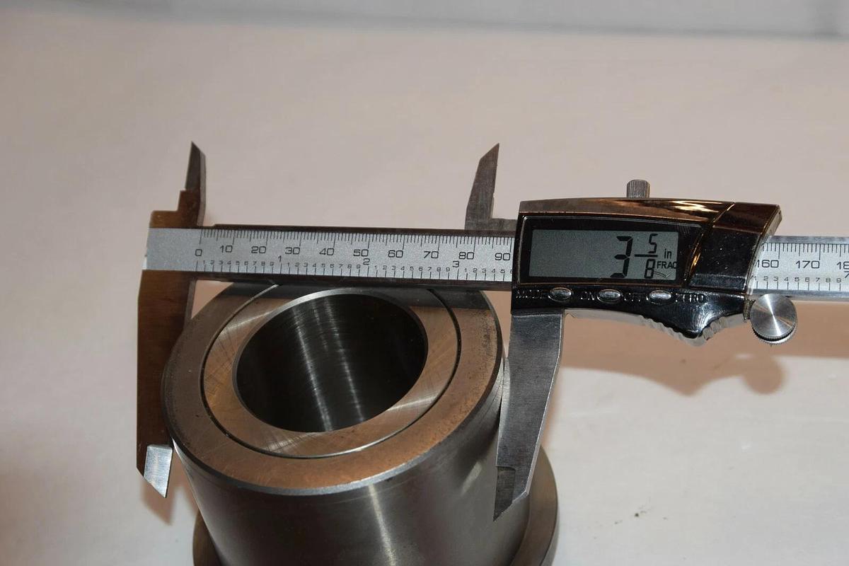 Gatco GB225  963812282  3-5/8" OD X 2" ID Rotary Bushing  2.0006