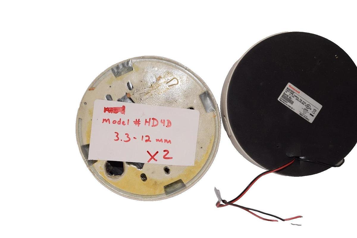 Used Honeywell HD4D 12-24V 3.3-12mm Dome Security Camera (Lot of 2)