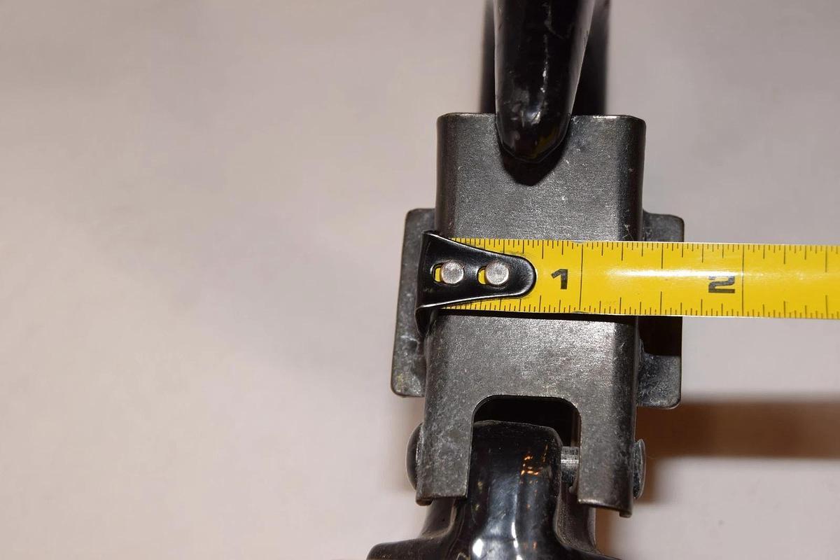 Used Demag-V-5 83786144 PS BB Hoist Lower Hook Load Block Double Chain Swivel Hook