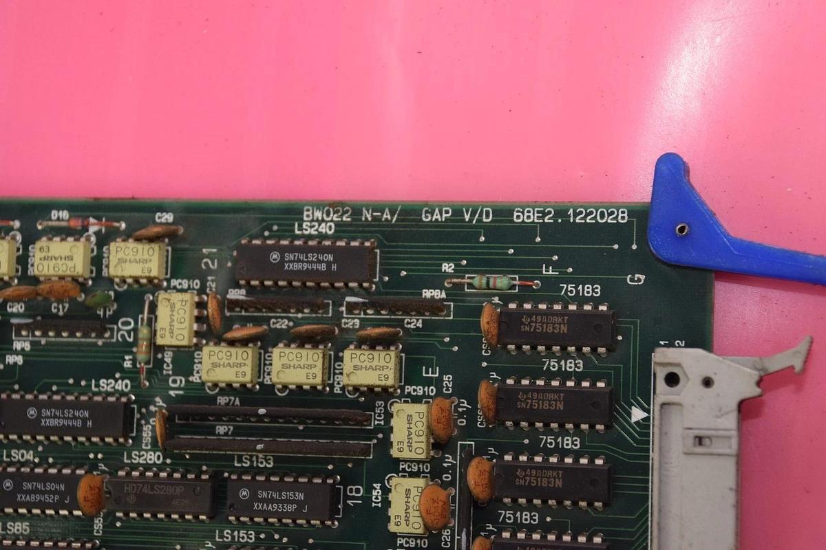 Used HITACHI BW022 N-A/ GAP V/D 68E2.122028 CIRCUIT BOARD