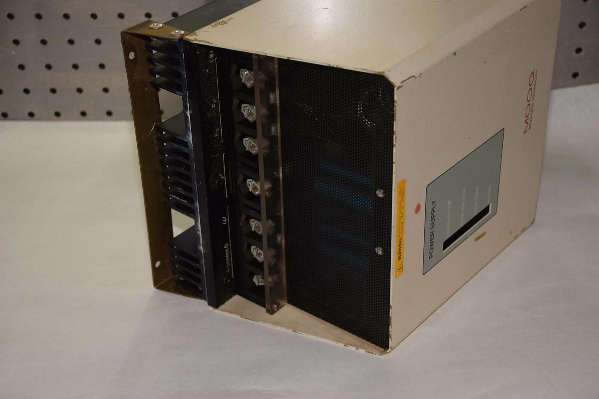 Used Moog Drive 150-102B 150102B 150 102B 230v in 24kw out