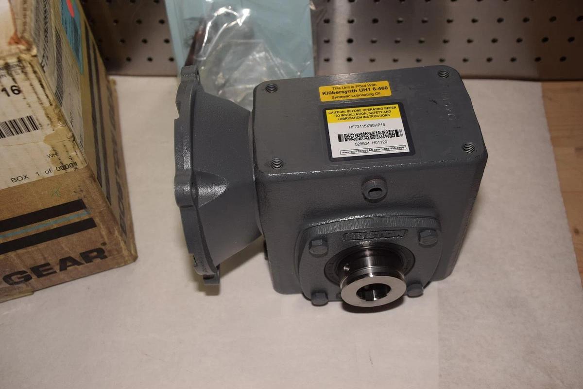 BOSTON GEAR Gear Box Speed Reducer HF72115KB5HP16 1.72hp NEW