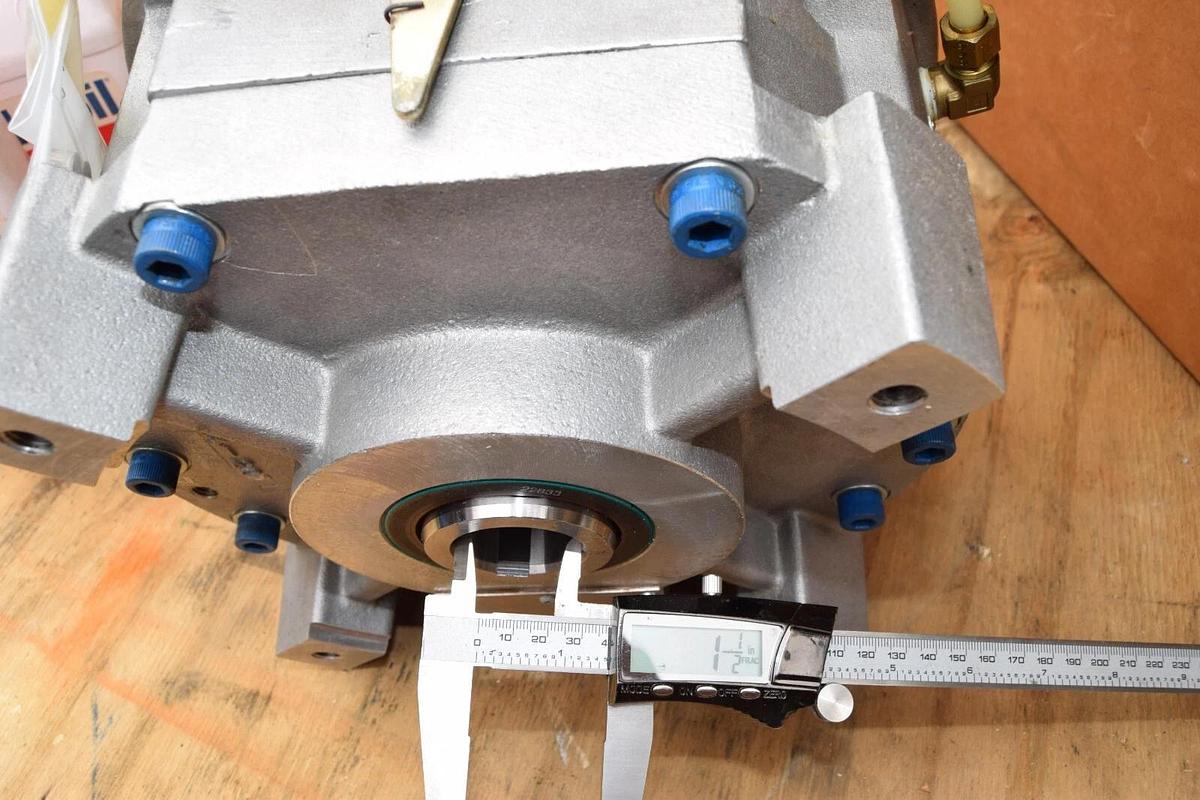 MIDWEST BRAKE 9824H1338338066Y 49 ft lbs 460v 1-1/2" 9824-H1338-3380-66Y NEW