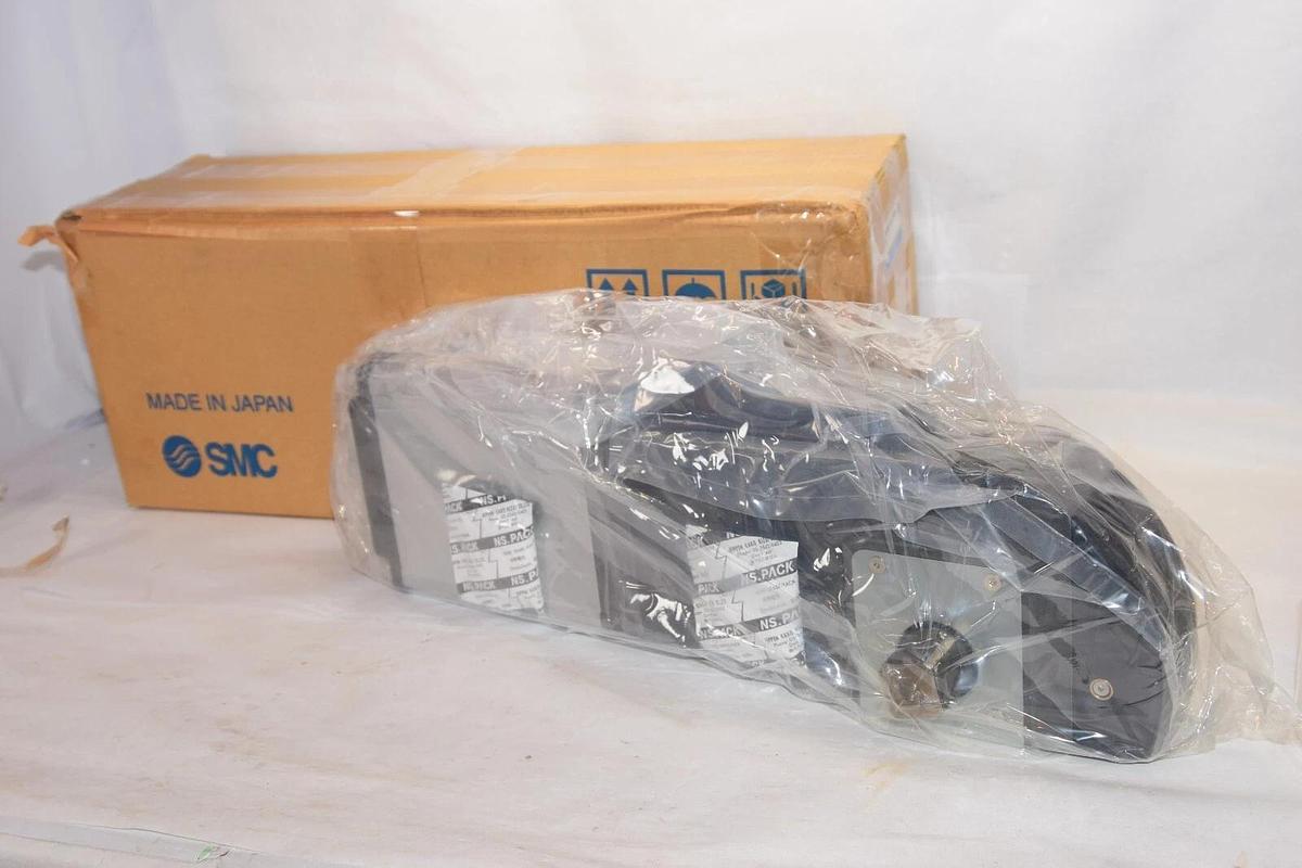 (NEW) SMC CKZ2N80-105-DCK0982K 0.8MPa Cylinder Clamp