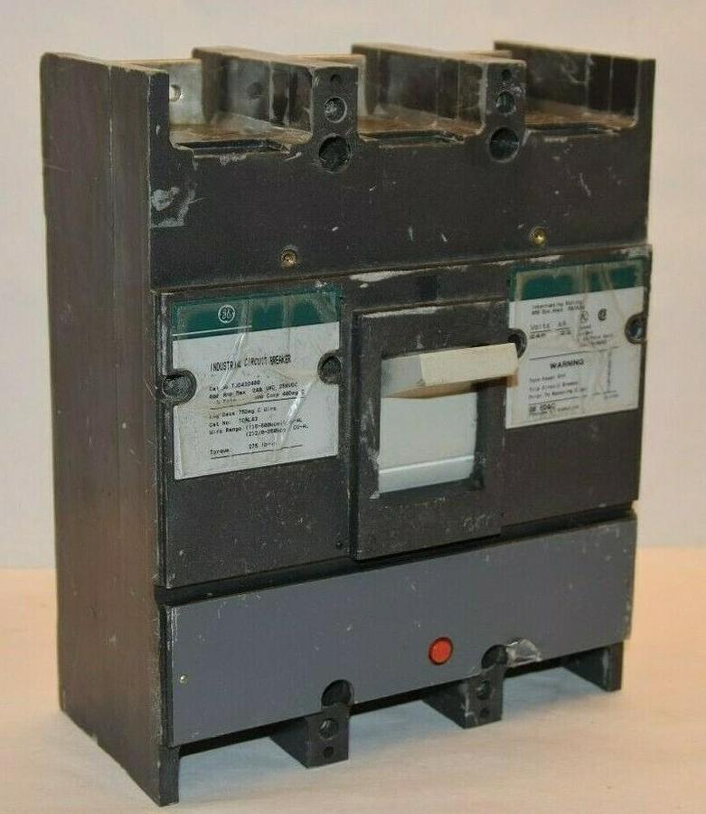 Used GE TJD422250 250A 240Vac 250Vdc 2 Pole Industrial Circuit Breaker