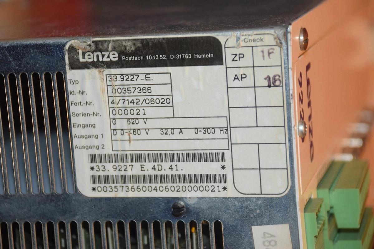 Used LENZE Drive 9220 TYPE 33.9227_E  00357366  33.9227 E  357366  4/7142/06020