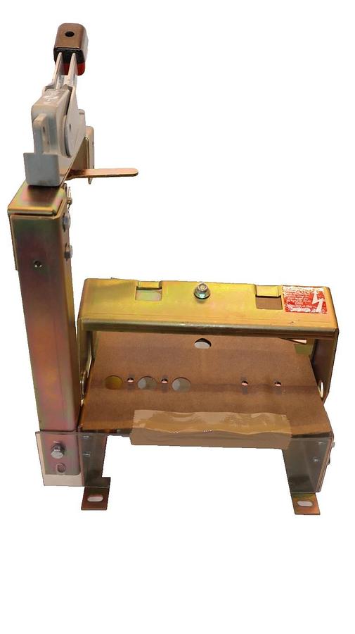 Used Firetrol Inc. Quick Disconnect Mechanism For SELA36A10150 Circuit Breaker